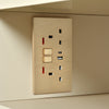 Elysian Nail Table